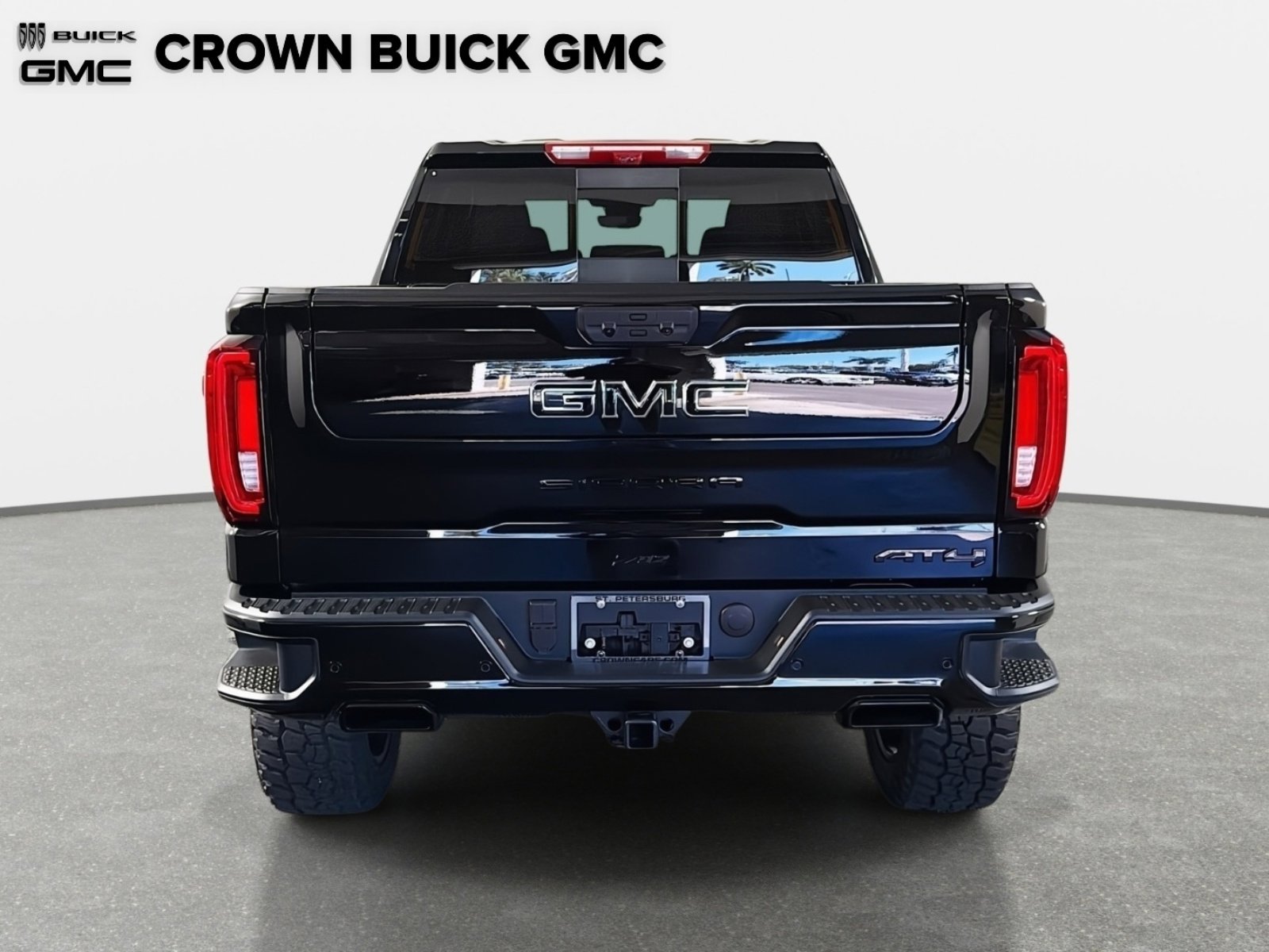 Used 2026 GMC Sierra 1500 AT4 w/ Technology Package image 6