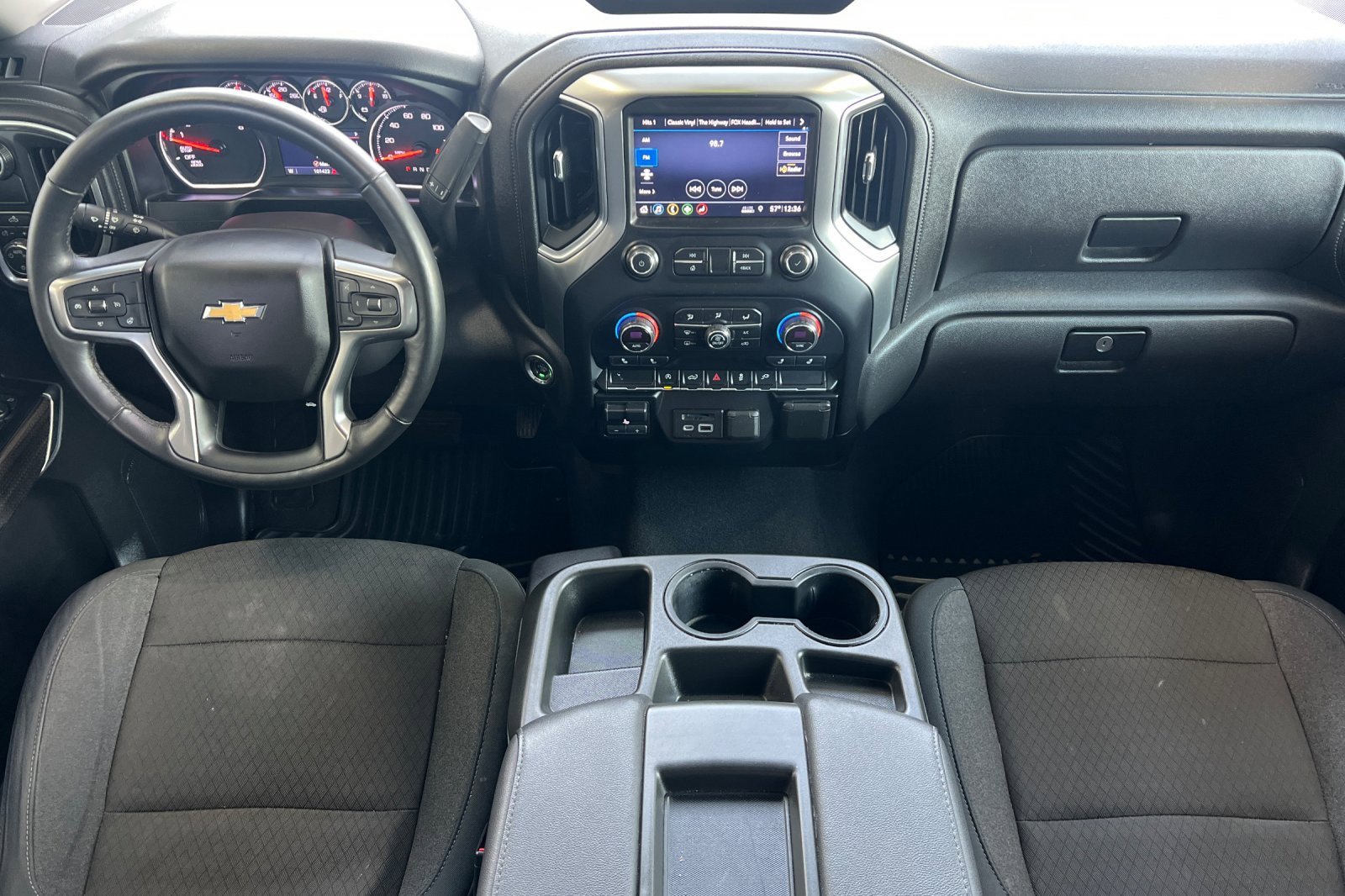 Used 2019 Chevrolet Silverado 1500 LT w/ Texas Edition image 10