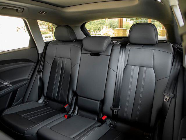 Certified 2025 Audi Q5 Premium Plus w/ Premium Plus image 20