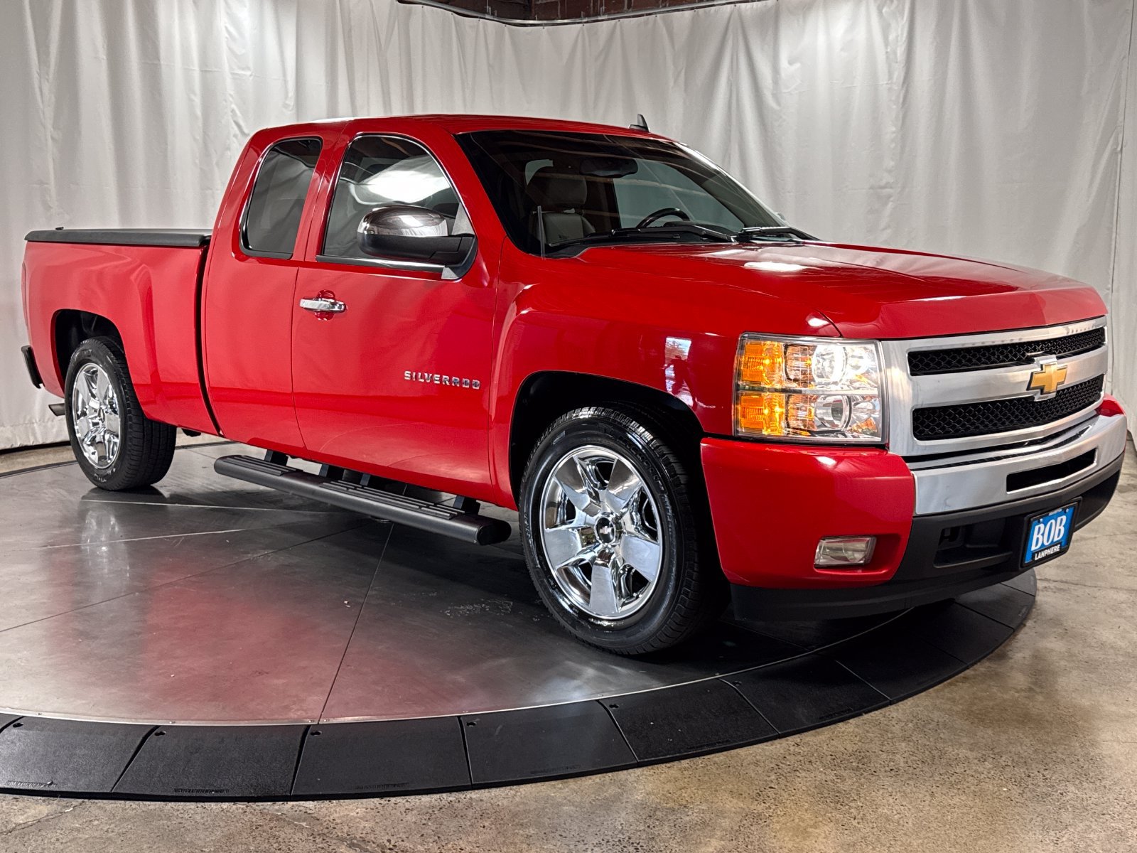 Used 2011 Chevrolet Silverado 1500 LT w/ Texas Edition RWD image 7