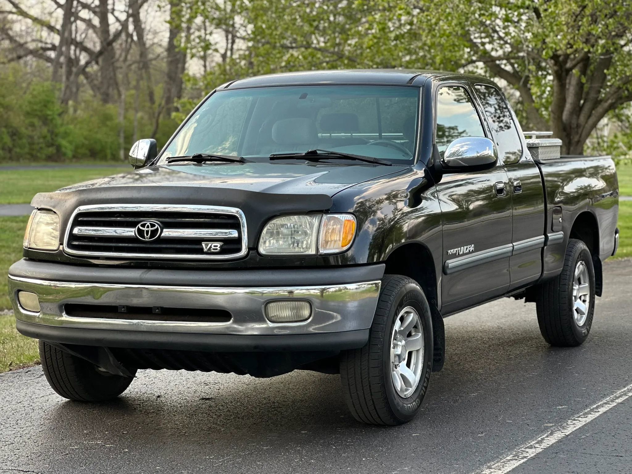 Used 2000 Toyota Tundra SR5 RWD image 1