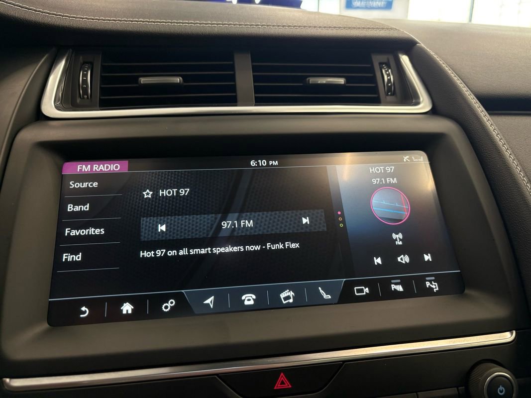 Used 2020 Jaguar E-PACE R-Dynamic HSE image 39