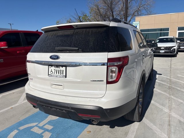 Used 2014 Ford Explorer XLT w/ Equipment Group 202A image 7