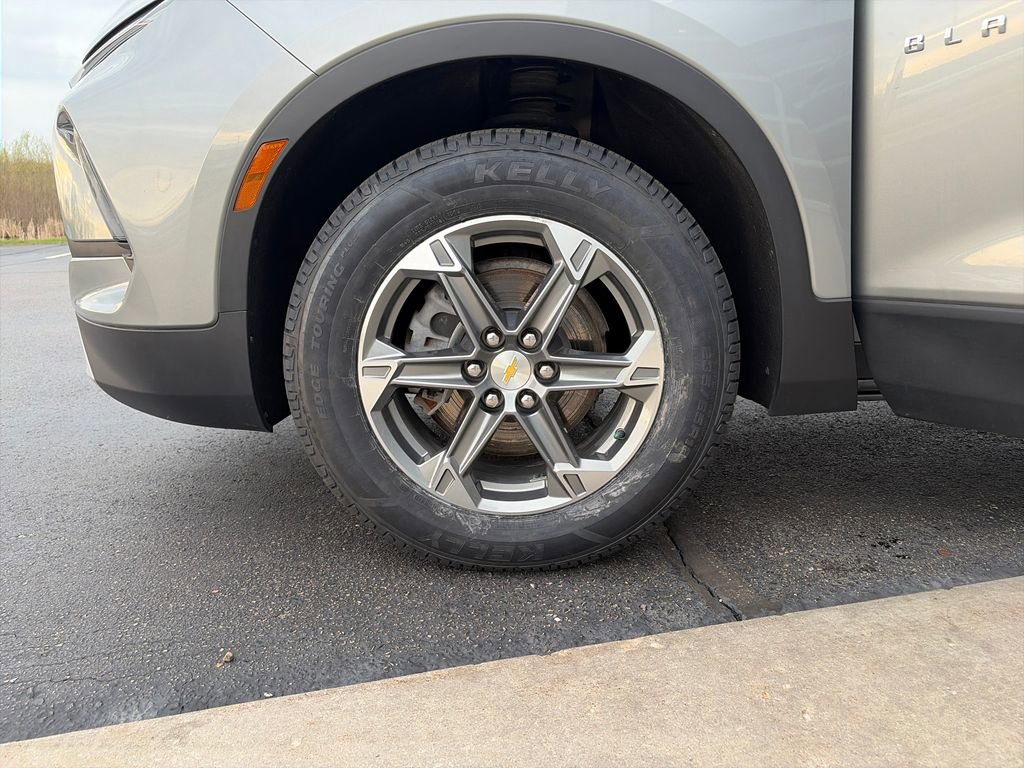 Certified 2023 Chevrolet Blazer LT w/ LPO, Floor Liner Package AWD/4WD image 31