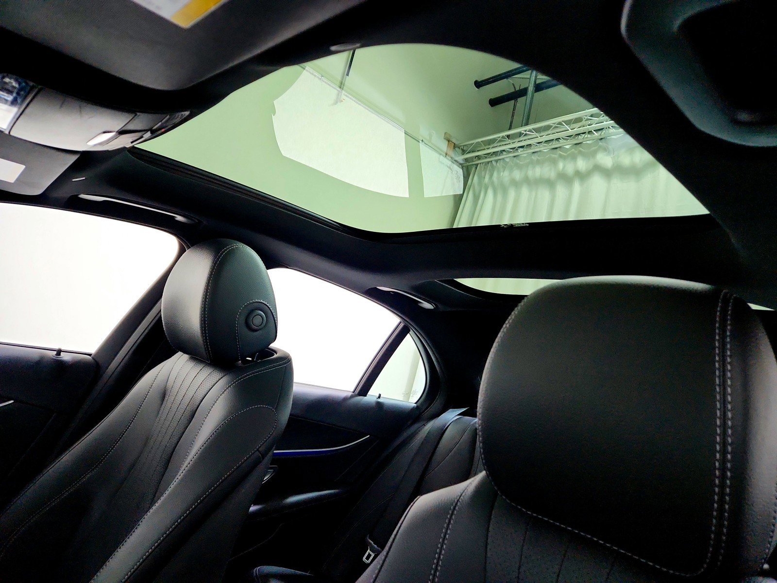 Used 2022 Mercedes-Benz E 350 E 350 w/ AMG Line Exterior image 11