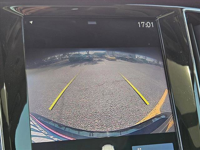Used 2019 Volvo S60 T5 Momentum w/ Premium Package FWD image 18