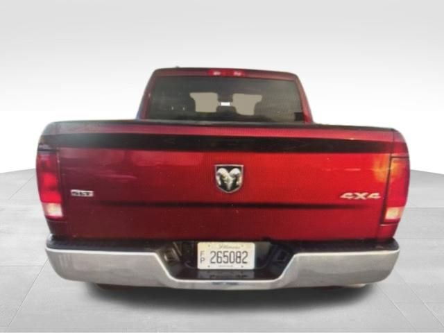 Used 2024 RAM 1500 Classic SLT image 3