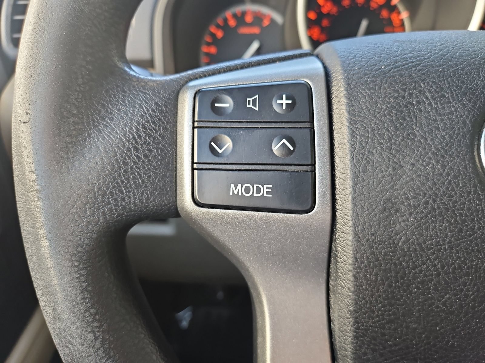 Used 2011 Toyota 4Runner SR5 w/ Convenience Pkg AWD/4WD image 29