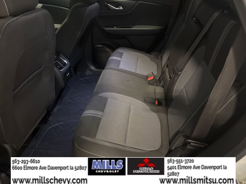 Used 2024 Chevrolet Blazer LT w/ Convenience Package image 12