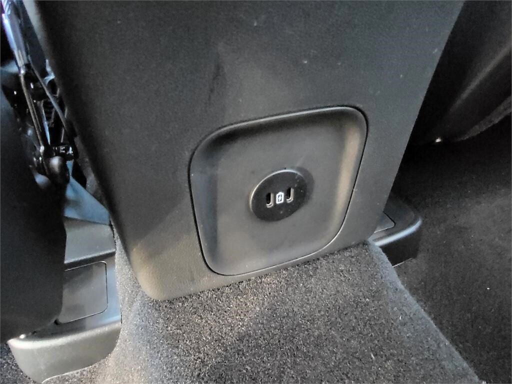 New 2024 Ford Escape SE image 44