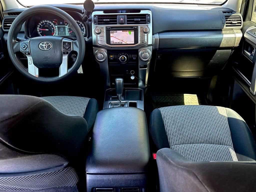 Used 2016 Toyota 4Runner SR5 image 11