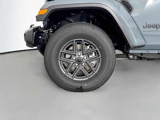 New 2025 Jeep Gladiator Sport image 33
