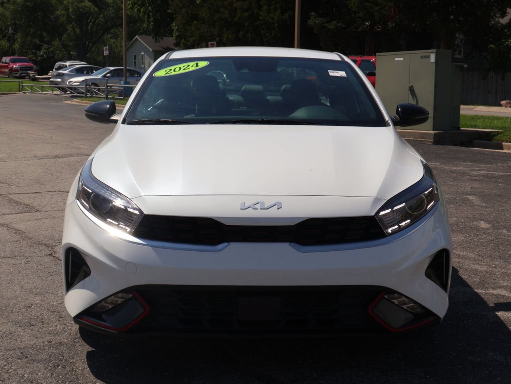 Certified 2024 Kia Forte GT-Line FWD image 2