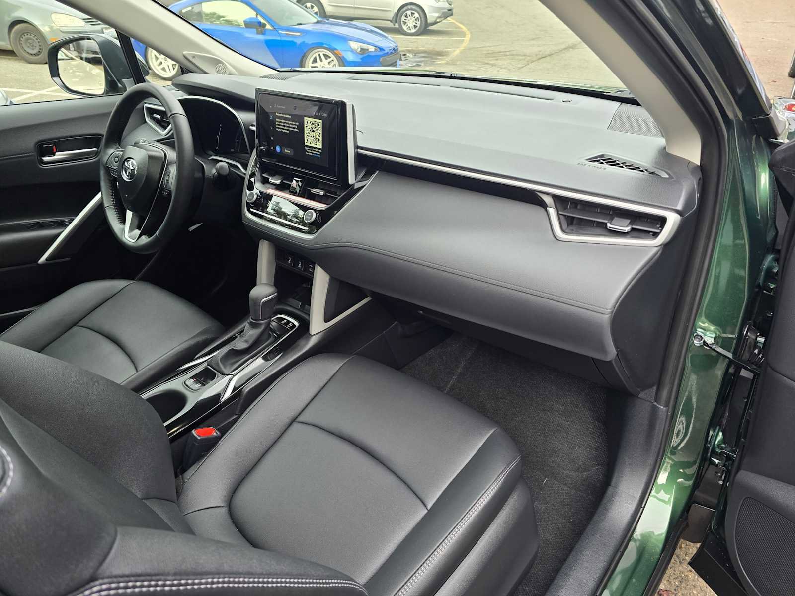 Certified 2025 Toyota Corolla Cross XLE image 12