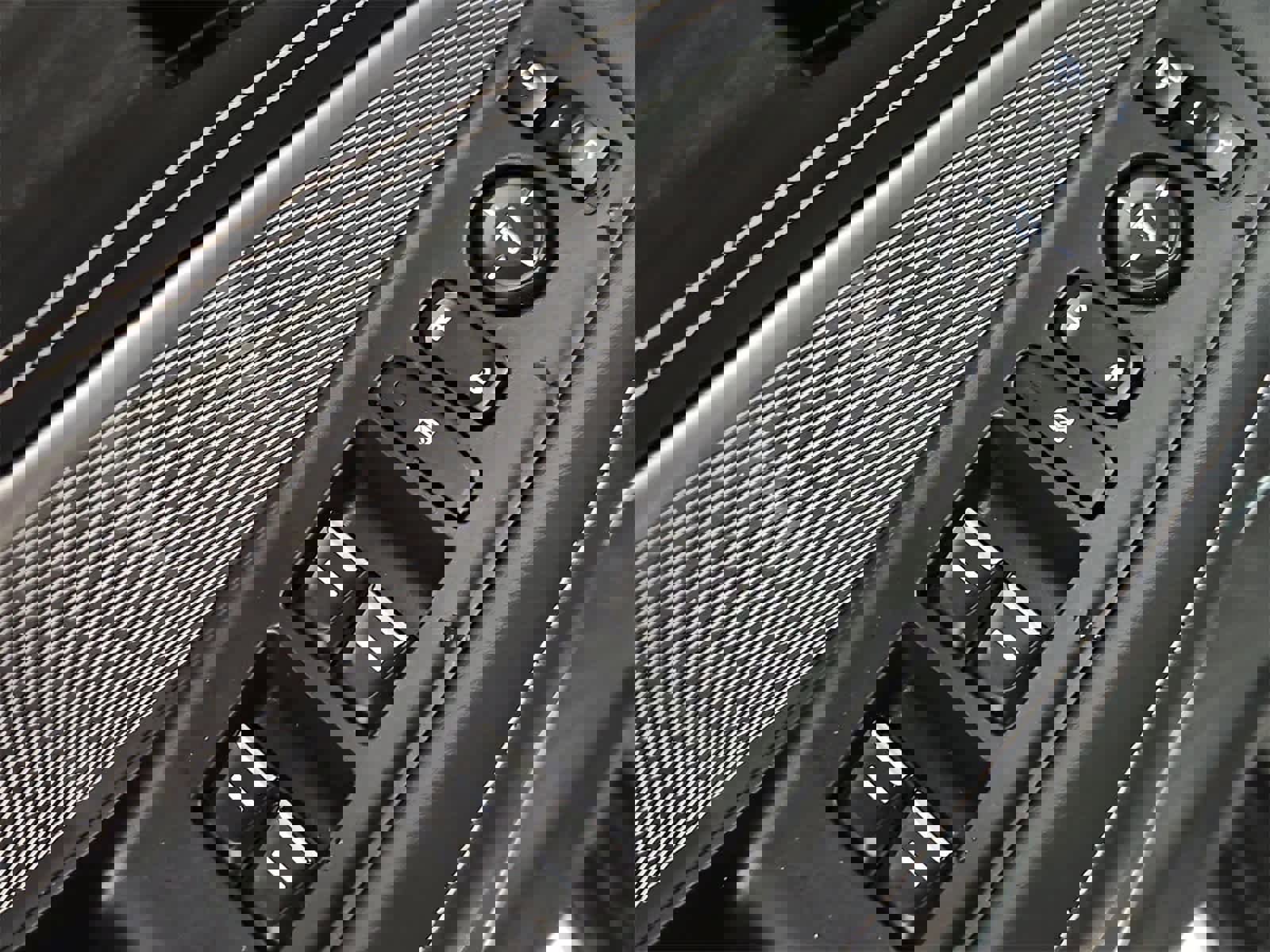 Used 2022 Acura MDX SH-AWD w/ Advance Package image 17