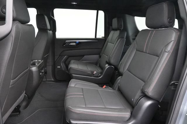 New 2026 Chevrolet Suburban RST w/ RST Capability Package AWD/4WD image 23