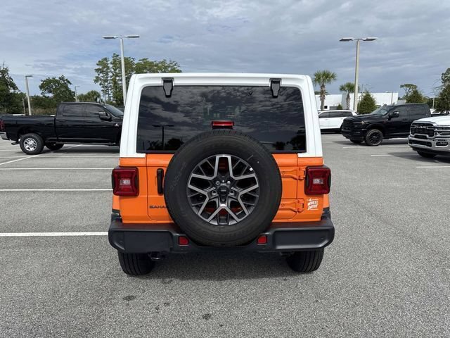 New 2026 Jeep Wrangler Unlimited Sahara w/ Whitecap Package AWD/4WD image 4