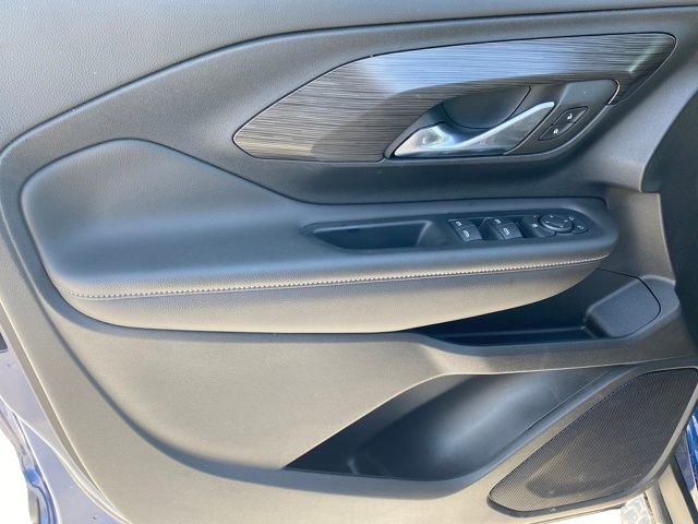 Certified 2023 GMC Terrain SLE w/ Driver Convenience Package image 15