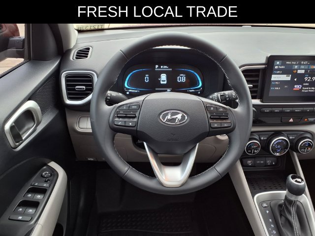 Used 2026 Hyundai Venue SEL FWD image 16