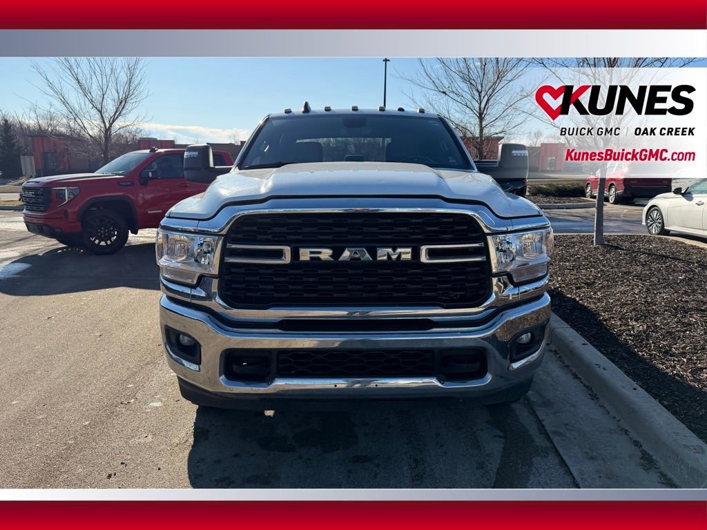 Used 2024 RAM 3500 Big Horn image 3