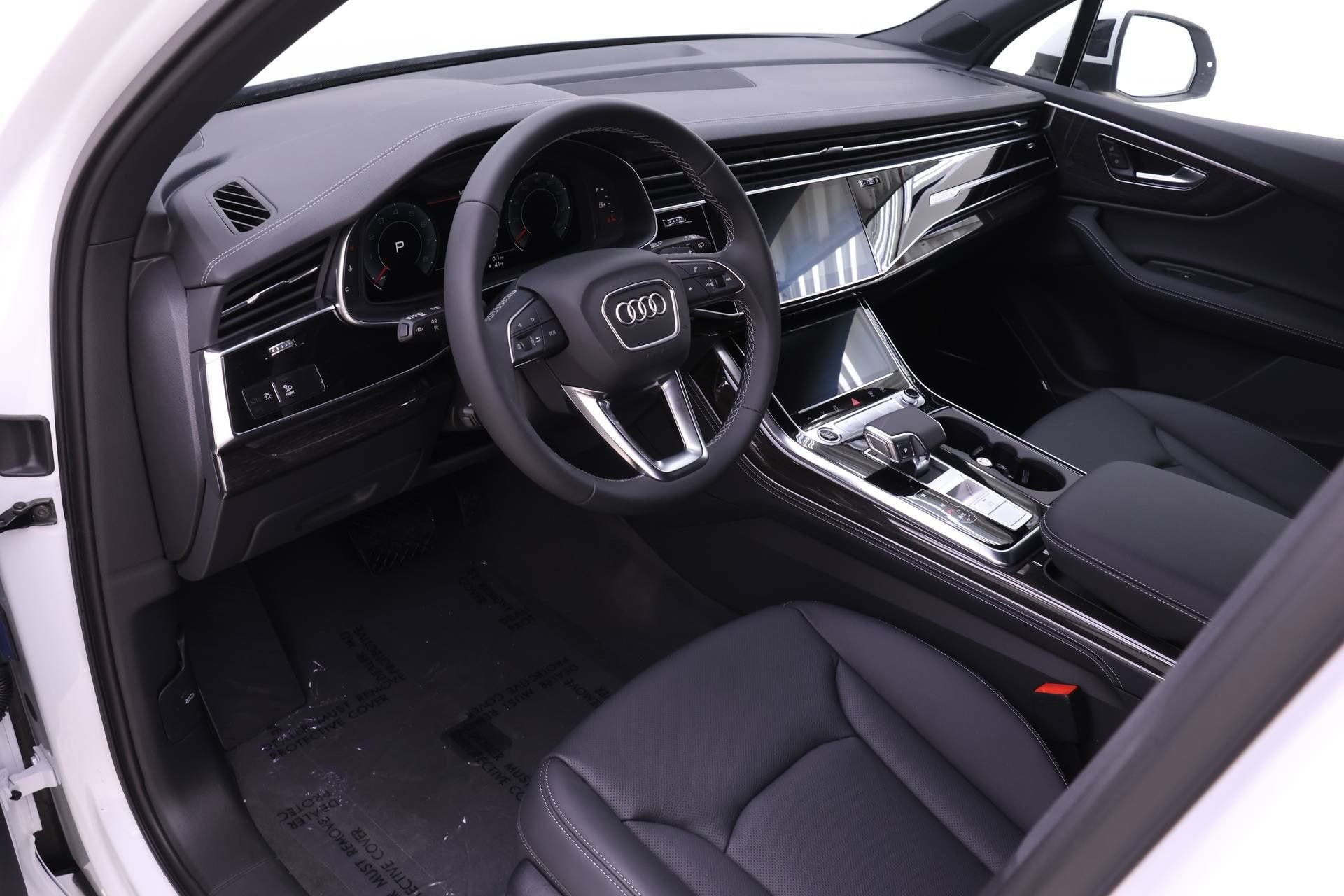 Used 2026 Audi Q7 3.0T Premium Plus w/ Premium Plus Package AWD/4WD image 6