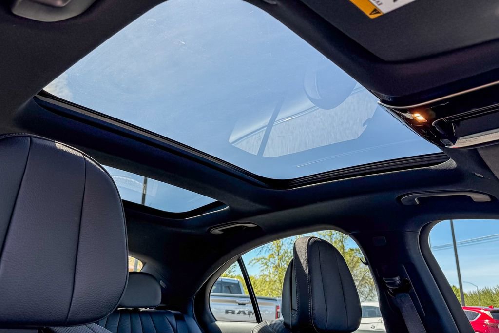 New 2026 Mercedes-Benz E 450 4MATIC Sedan image 15