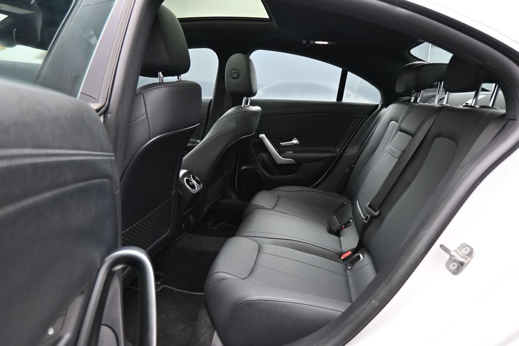 Used 2025 Mercedes-Benz CLA 250 image 27