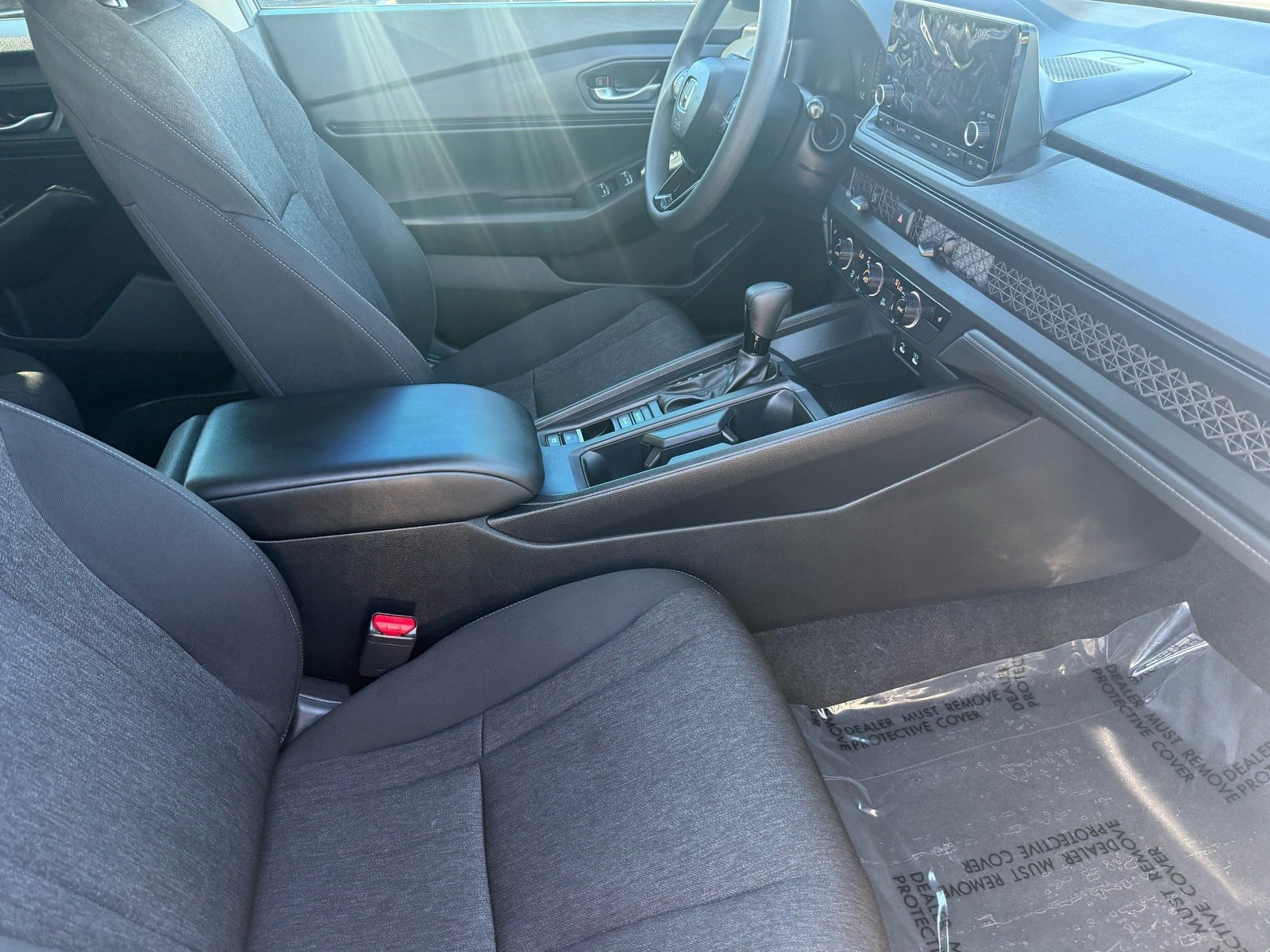 Certified 2025 Honda Accord SE image 31