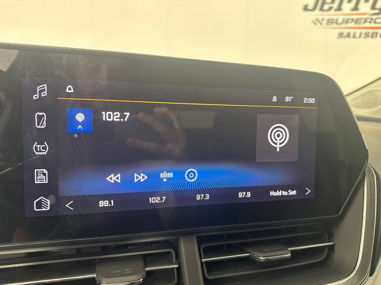 Used 2024 Chevrolet Trax LT FWD image 16