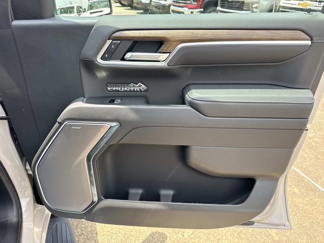 New 2026 Chevrolet Silverado 1500 High Country w/ High Country Premium Package AWD/4WD image 14