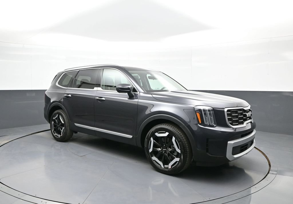 New 2025 Kia Telluride S image 4