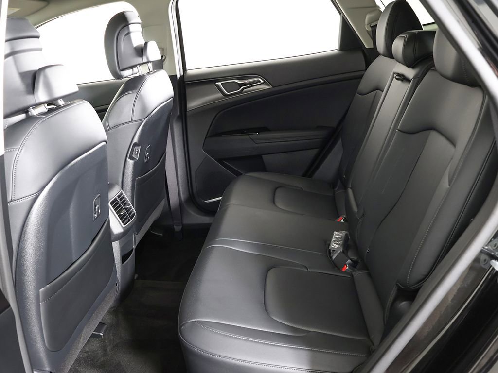 Used 2023 Kia Sportage EX AWD/4WD image 33
