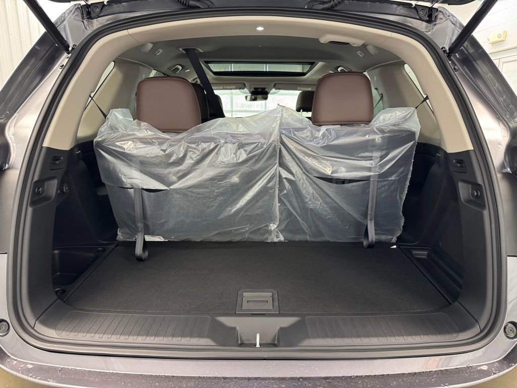 New 2026 Honda Pilot Touring image 24