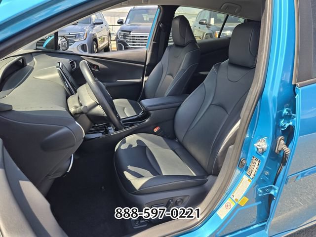 Used 2022 Toyota Prius Prime Limited FWD image 9