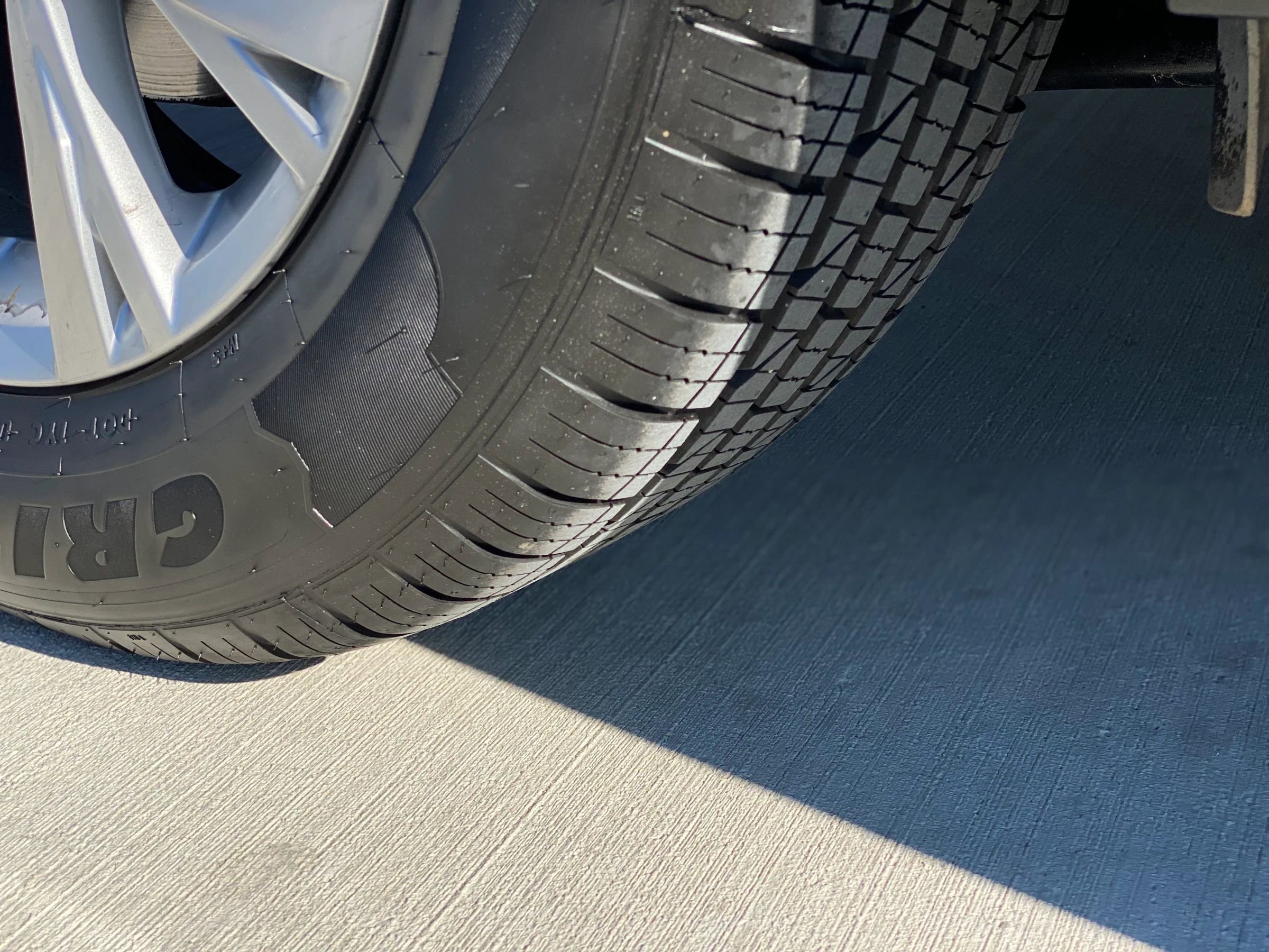 Used 2019 Volkswagen Tiguan S image 16