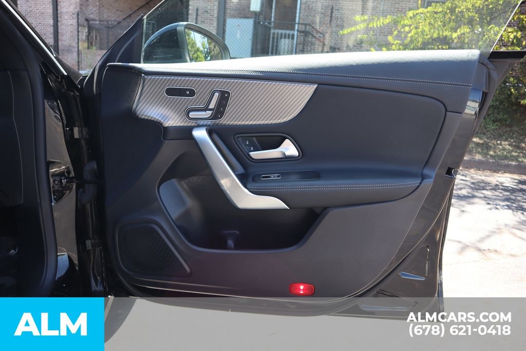 Used 2024 Mercedes-Benz CLA 250 image 29