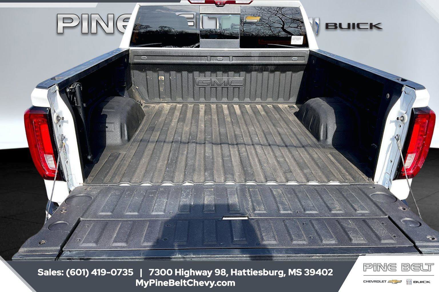 Used 2025 GMC Sierra 1500 AT4 w/ AT4 Premium Package image 5