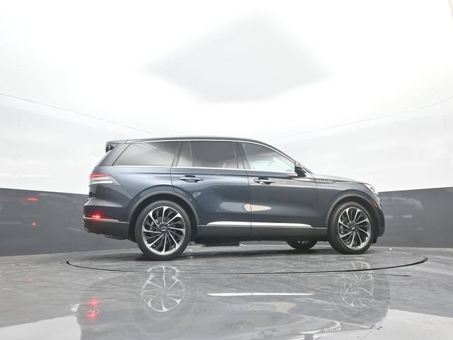 Used 2022 Lincoln Aviator Reserve w/ Equipment Group 201A RWD image 41