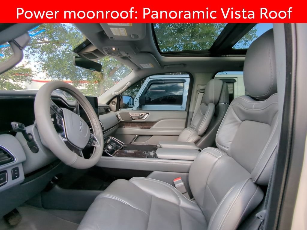 Used 2019 Lincoln Navigator Reserve AWD/4WD image 6