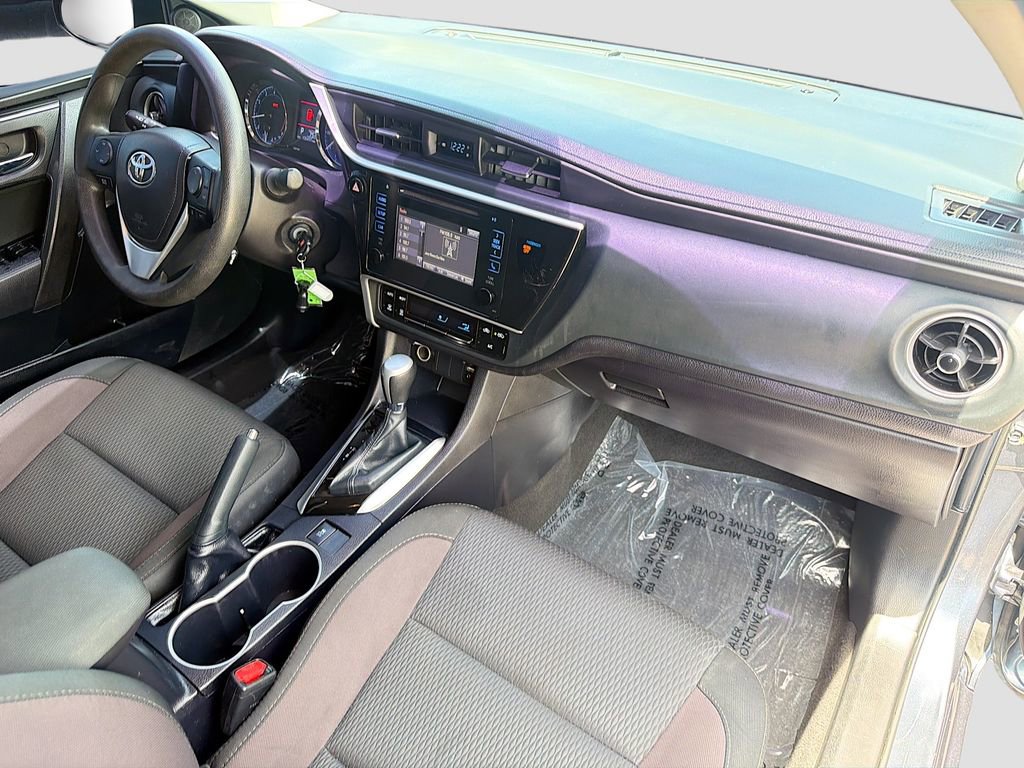 Used 2019 Toyota Corolla LE FWD image 11