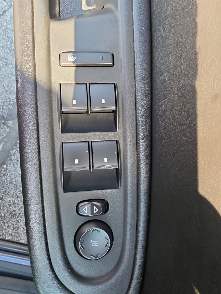 Used 2014 GMC Acadia SLT AWD/4WD image 18