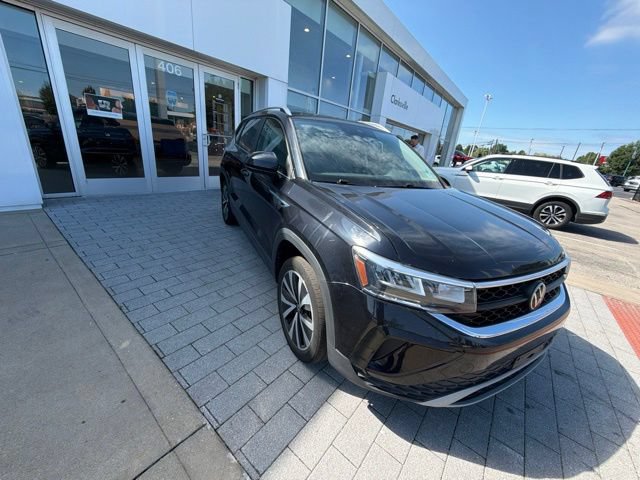 Used 2024 Volkswagen Taos SE FWD image 33