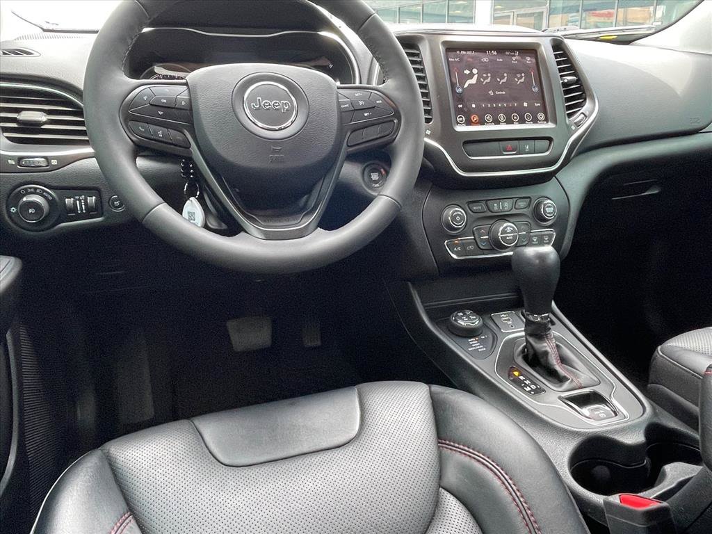 Used 2022 Jeep Cherokee Trailhawk w/ Sound & Nav Group AWD/4WD image 8