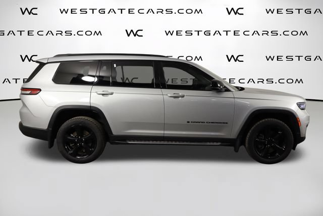 Used 2023 Jeep Grand Cherokee L Laredo AWD/4WD image 44