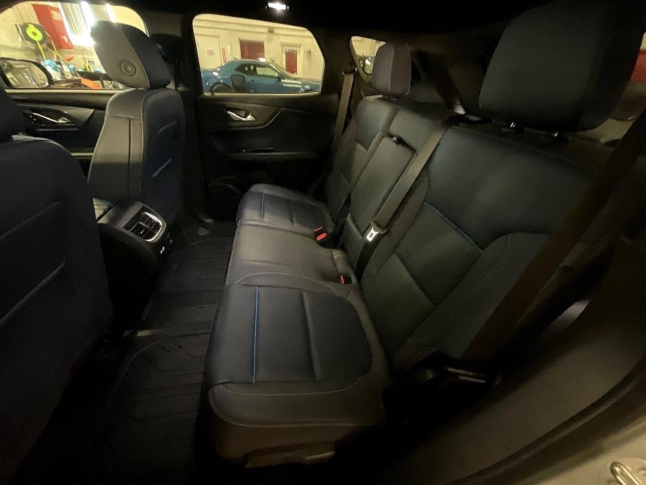 Used 2023 Chevrolet Blazer RS image 30