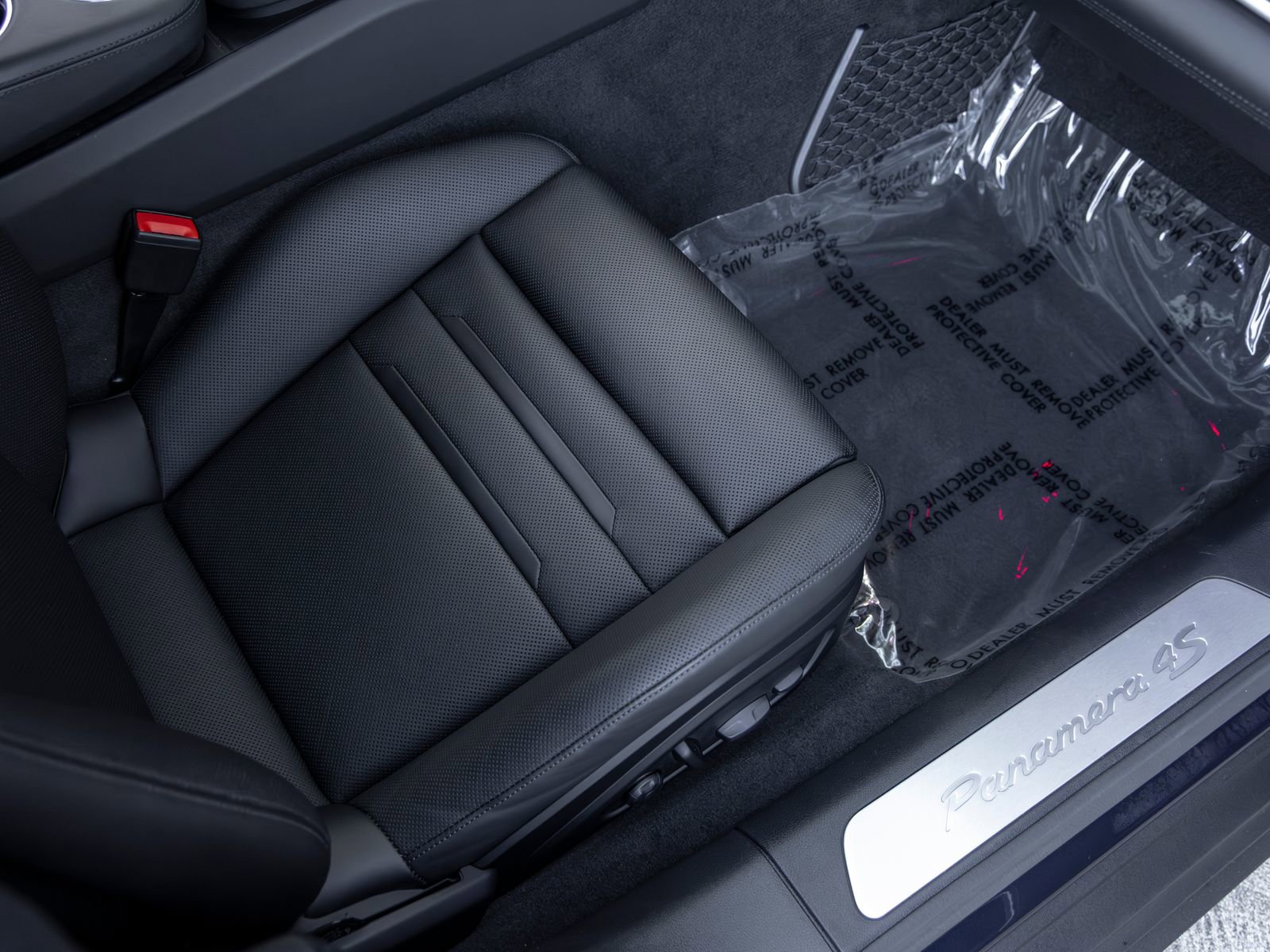 Certified 2022 Porsche Panamera 4S AWD/4WD image 56