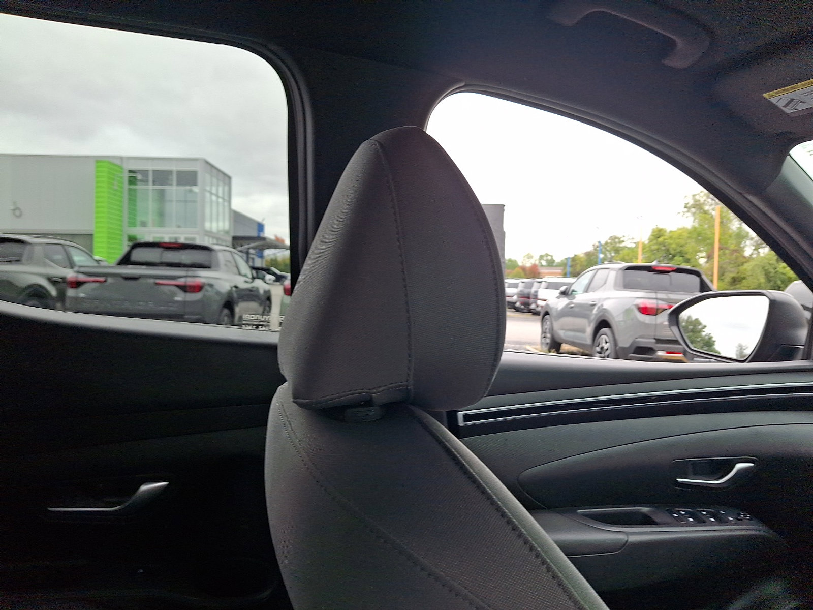 Certified 2022 Hyundai Santa Cruz SE image 13