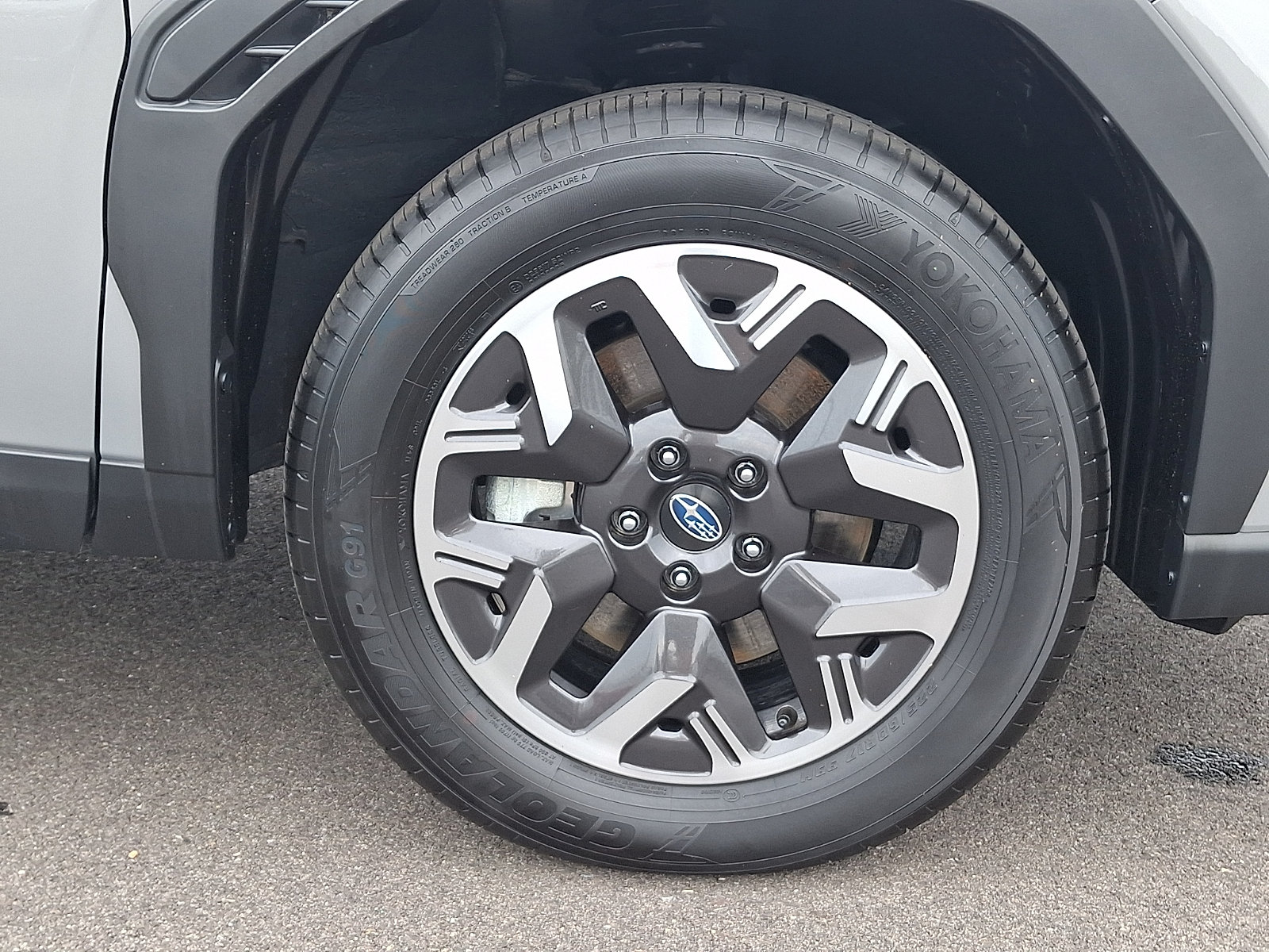 Certified 2026 Subaru Forester Premium AWD/4WD image 9