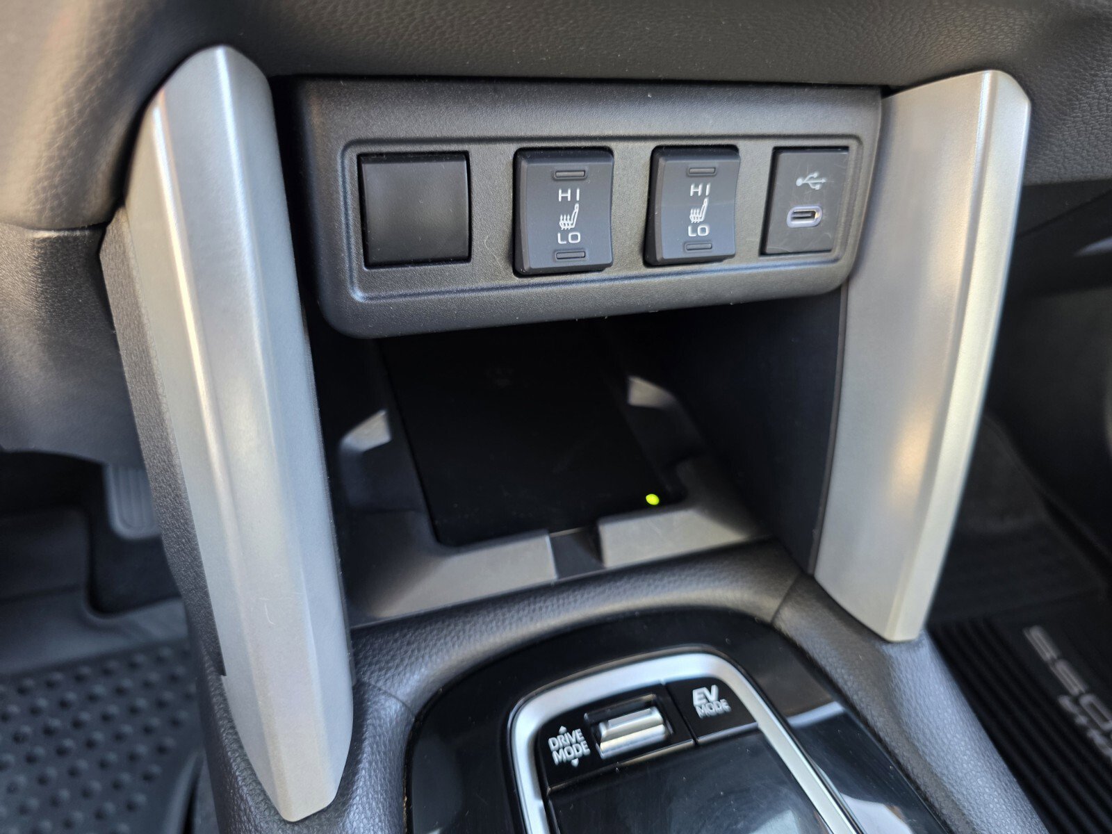 Used 2024 Toyota Corolla Cross S w/ Convenience Package AWD/4WD image 21