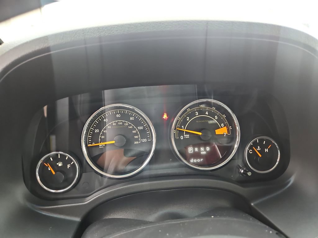 Used 2015 Jeep Compass High Altitude image 15